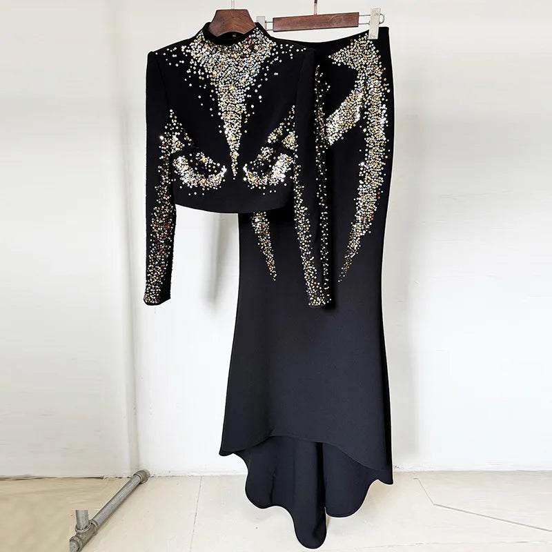 Elegantes ärmelloses Damen-Minikleid mit V-Ausschnitt und Kettendetails im Patchwork-Design