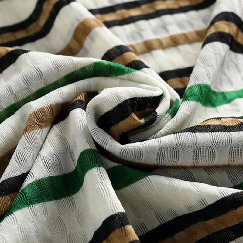 Herren T-Shirt aus elastischer Eis-Seide mit klassischen Streifen und kurzen Ärmeln