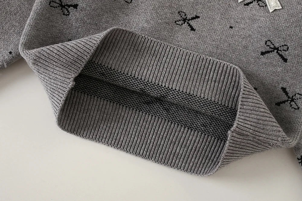 Mädchen Kleidungsset mit Bogen Druck Pullover und Faltenrock im 2-Teile Design