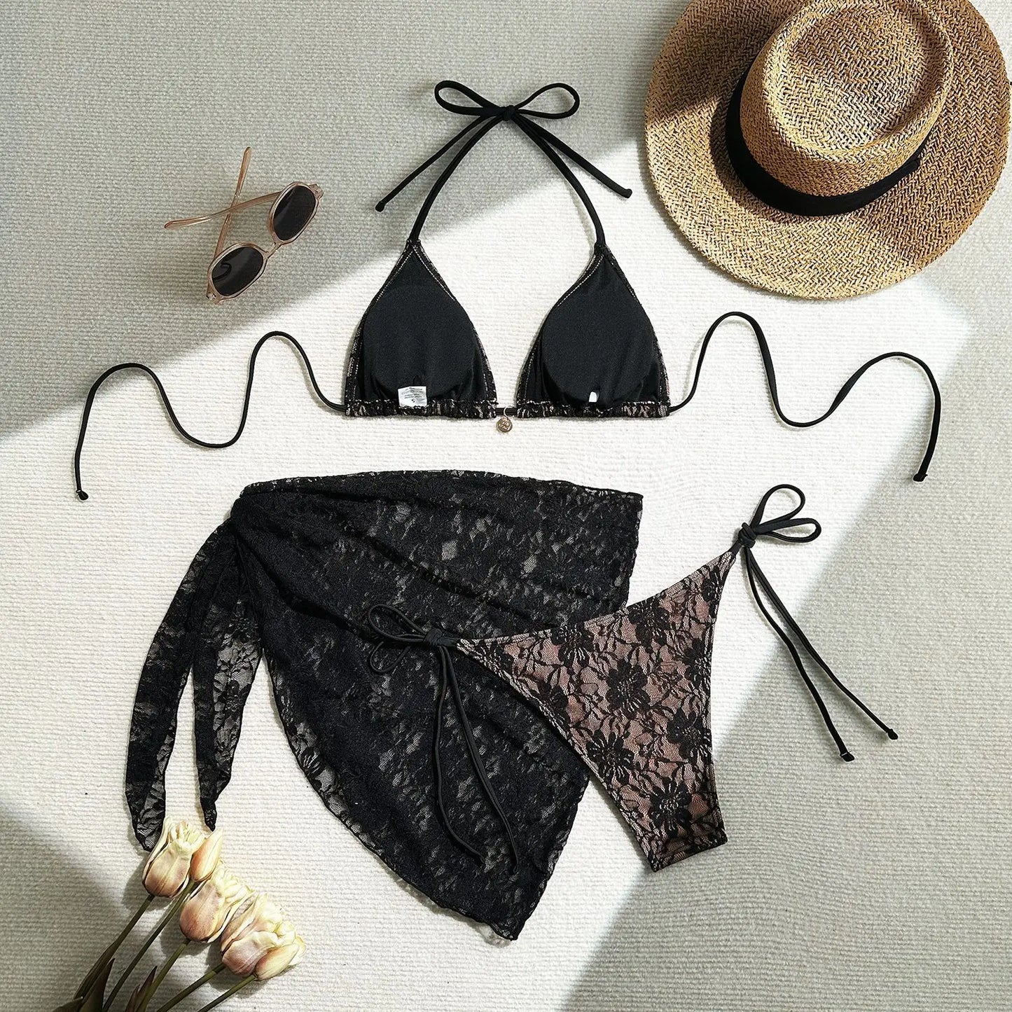 Dreiteiliger Damen-Bikini mit sexy Print und hoher Taille – ideal für Strand und Pool.