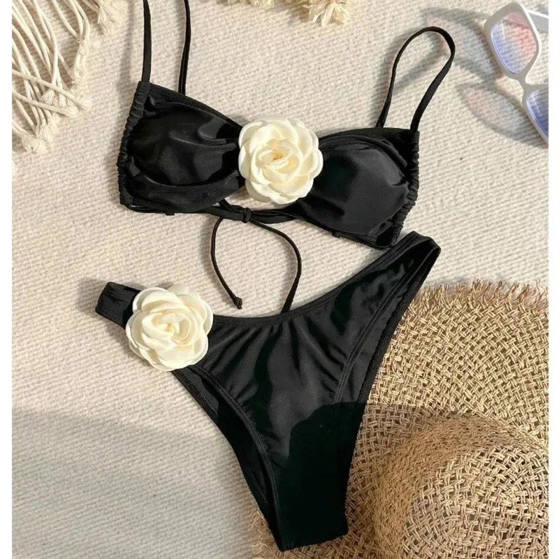 Dreiteiliger Damen-Bikini aus PU-Material im brasilianischen Stil – ideal für Strand und Pool