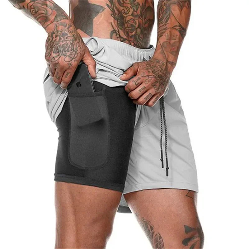 Locker geschnittene Herren-Sportshorts mit schneller Trocknung und Splicing-Design – ideal für Fitness und Basketball