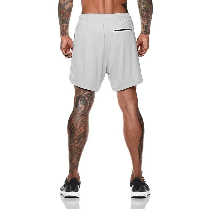 Locker geschnittene Herren-Sportshorts mit schneller Trocknung und Splicing-Design – ideal für Fitness und Basketball