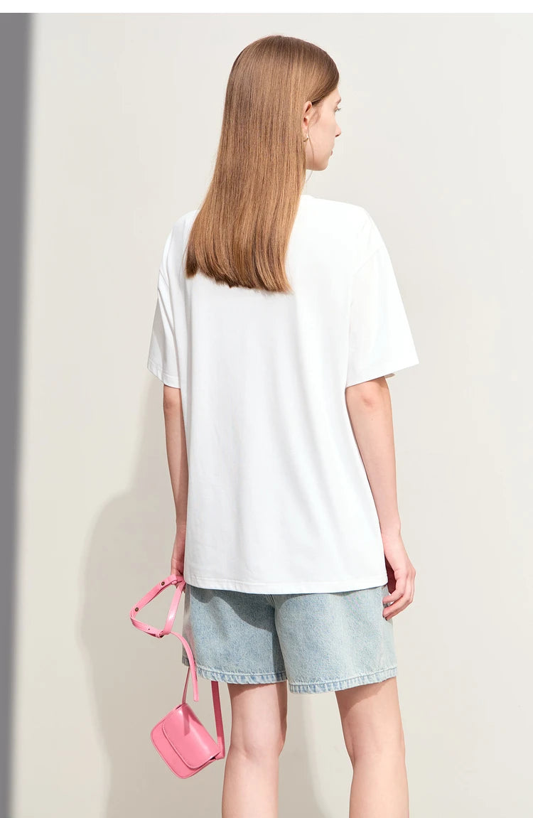 Damen T-Shirts im minimalistischen Stil mit abstraktem Druck für den Sommer