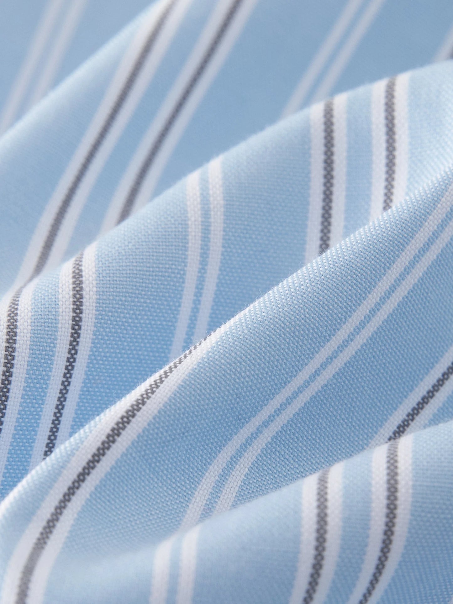 Elegantes Spitzen-Trägertop in Weiß für Damen – ideal für den Urlaub und festliche Anlässe