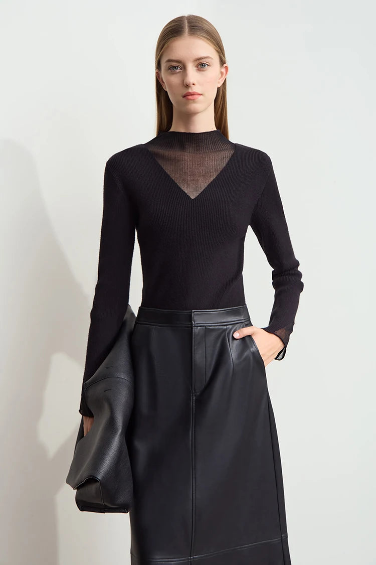 Damen Rollkragenpullover mit transparentem Panel aus der Winterkollektion 2024