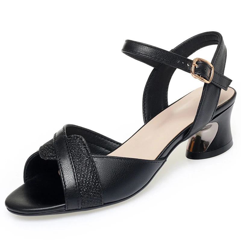 AIYUQI 2025, neue Damensandalen, Sommer-Damenschuhe mit seitlicher Öffnung und mittlerem Absatz, große Studentensandalen mit einem Riemen, weiblich