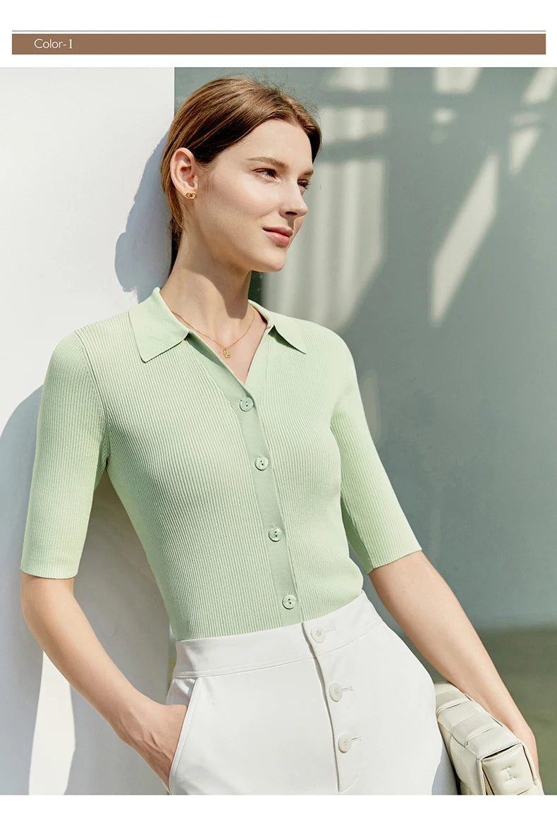 Damen T-Shirt im minimalistischen Stil aus leichter Baumwolle für den Sommer
