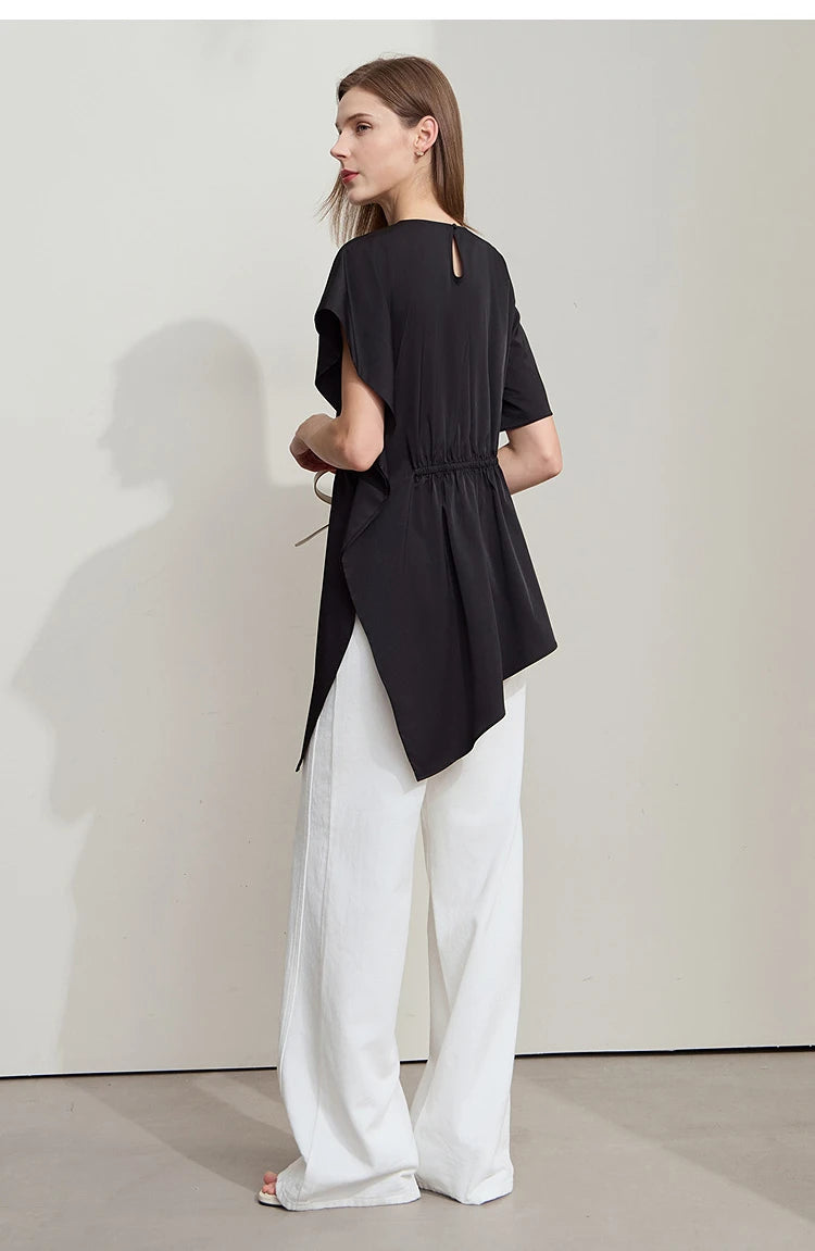 Damen T-Shirt mit rundem Hals und asymmetrischem Design für den Sommer