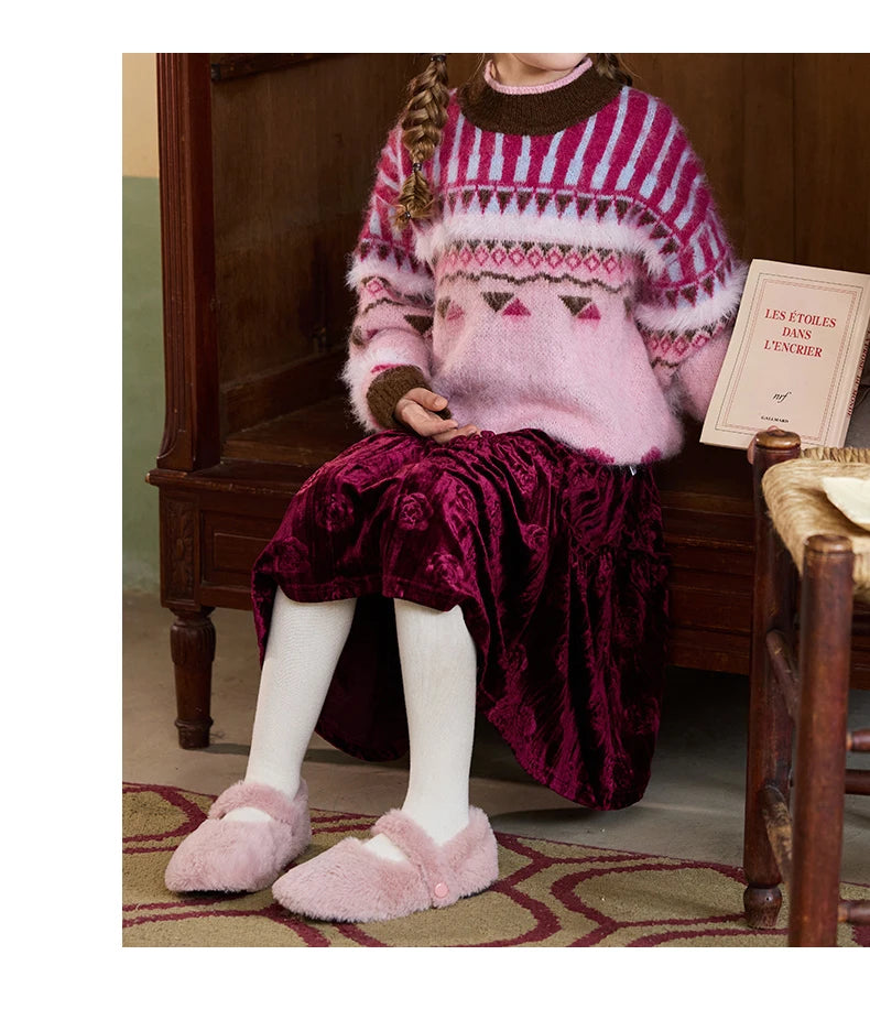 Warme Kinderhose mit rotem Karomuster für Mädchen – ideal für Herbst und Winterpartys