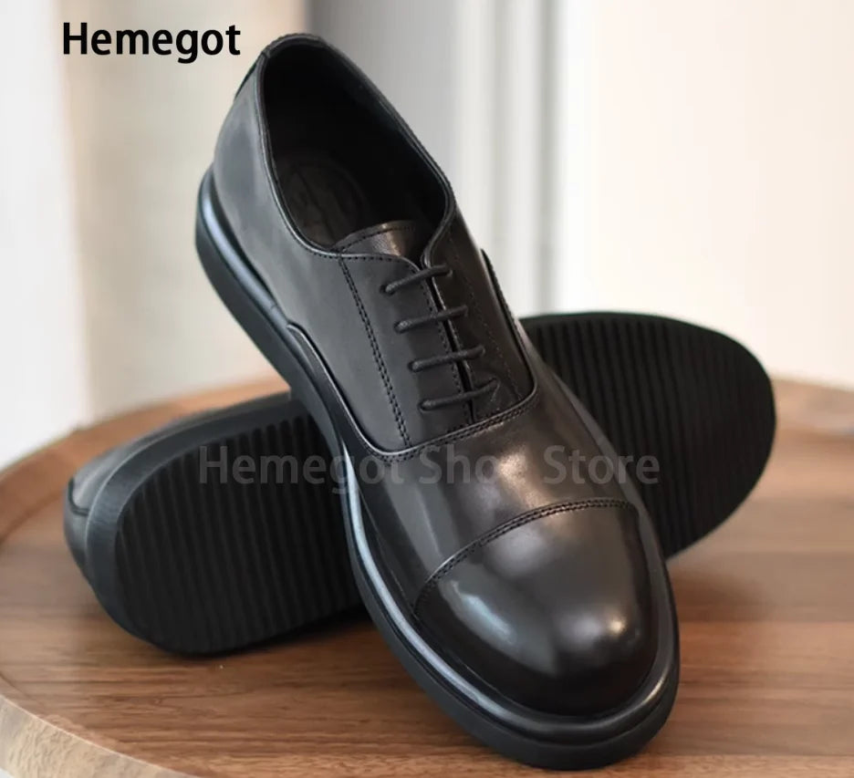 Herren-Schnürschuhe aus Leder in Schwarz/Kaffee – elegant & strapazierfähig