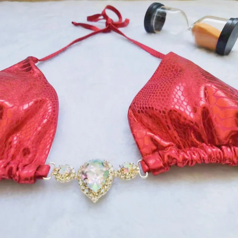 Dreiteiliger Damen-Bikini im brasilianischen Stil – ideal für Strand und Pool