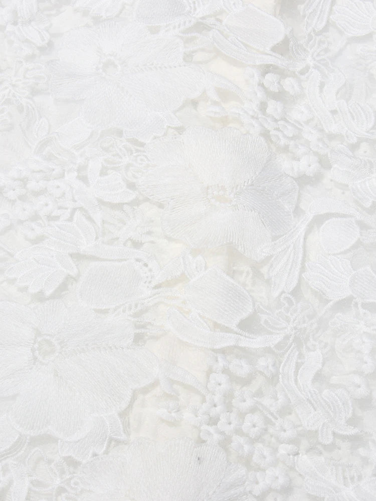 Schulterfreies, ärmelloses Damen-Kleid mit Patchwork-Design und Diamant-Details – elegantes, figurbetontes Luxuskleid für besondere Anlässe