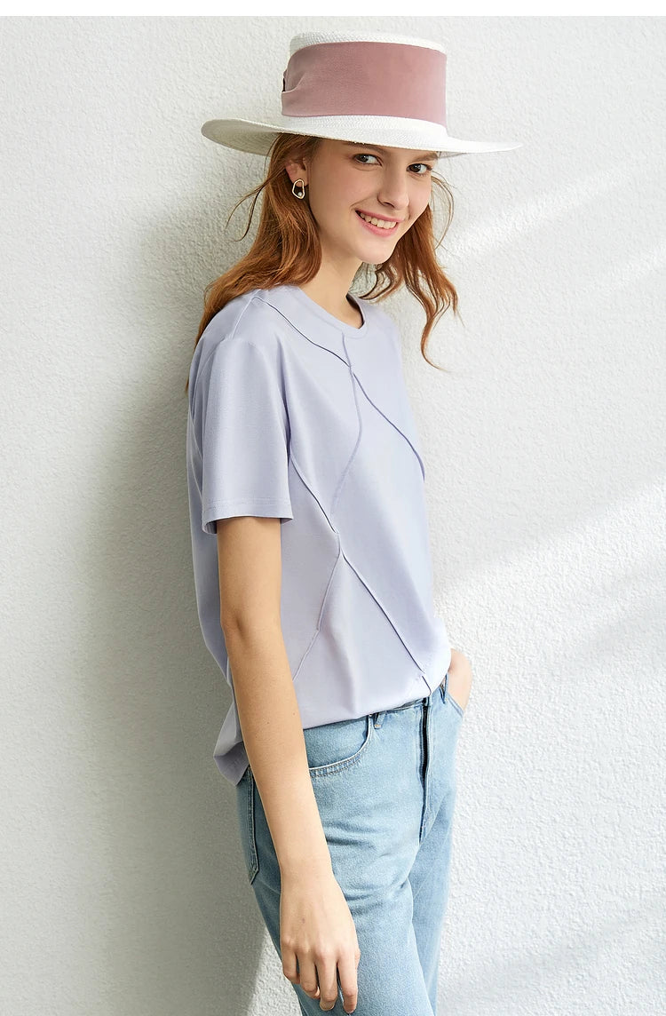Damen T-Shirt im minimalistischen Sommerstil aus losem Stretch-Material