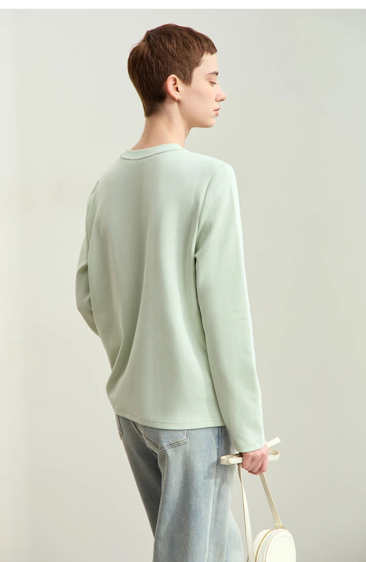 Damen T-Shirt im Minimalismus-Stil mit Kunstdruck und Stickerei für den Herbst