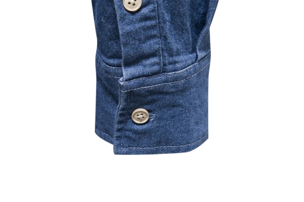 Herren Hemd aus Baumwolle im einfarbigen Denim-Look mit Tasche
