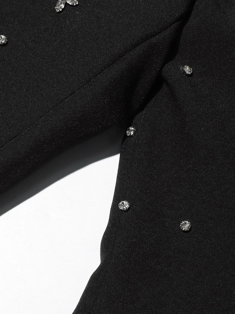 Ärmelloses, trägerloses Damen-Tunikakleid mit Patchwork-Falten im minimalistischen Design – modisch und elegant