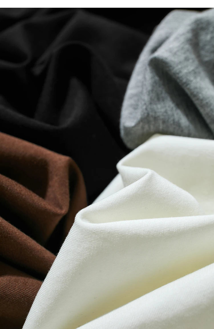 Damen T-Shirt im Minimalismus-Stil mit asymmetrischem Slash Neck und Raffen