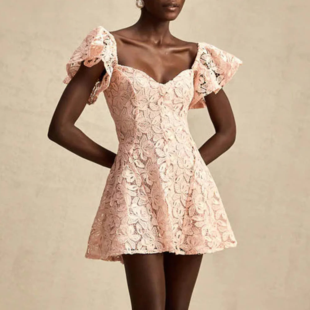 Elegantes Damenkleid mit Rundhalsausschnitt, kurzen Ärmeln und Pailletten-Patchwork-Design – ideal für besondere Anlässe.
