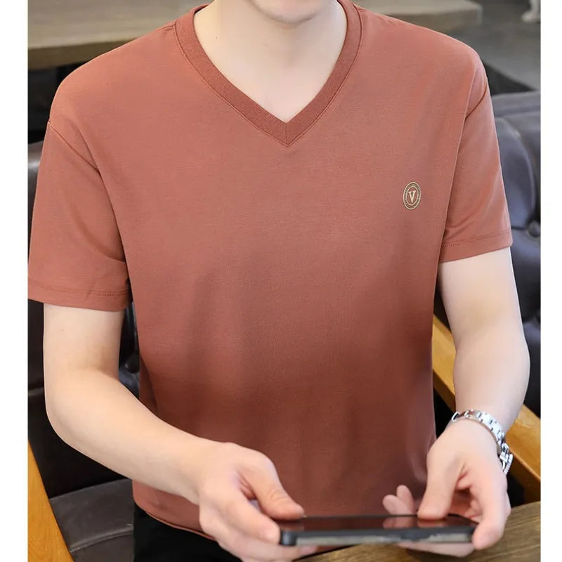 Männer T-Shirt mit V-Ausschnitt im lässigen Sommer-Stil aus Eis-Seide