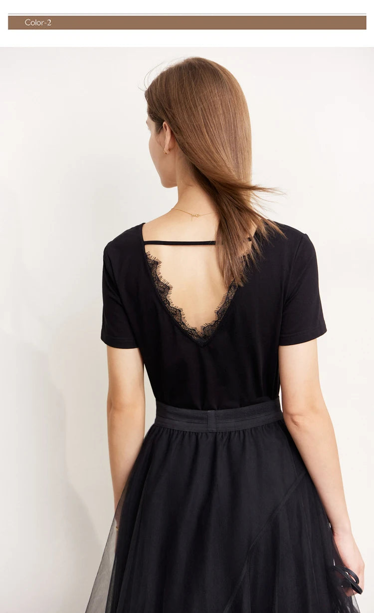 Damen T-Shirt aus mercerisierter Baumwolle mit V-Ausschnitt und Spitzen-Detail