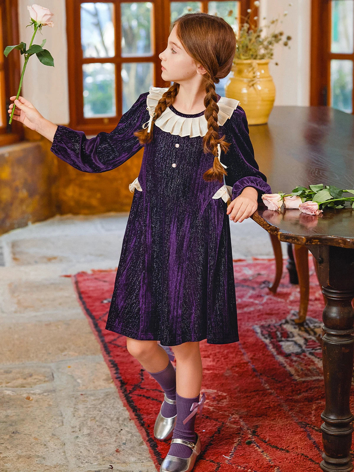 Ärmelloses Sommerkleid für Mädchen mit Blumenmuster und Tüll-Details – ideal für Geburtstagsfeiern