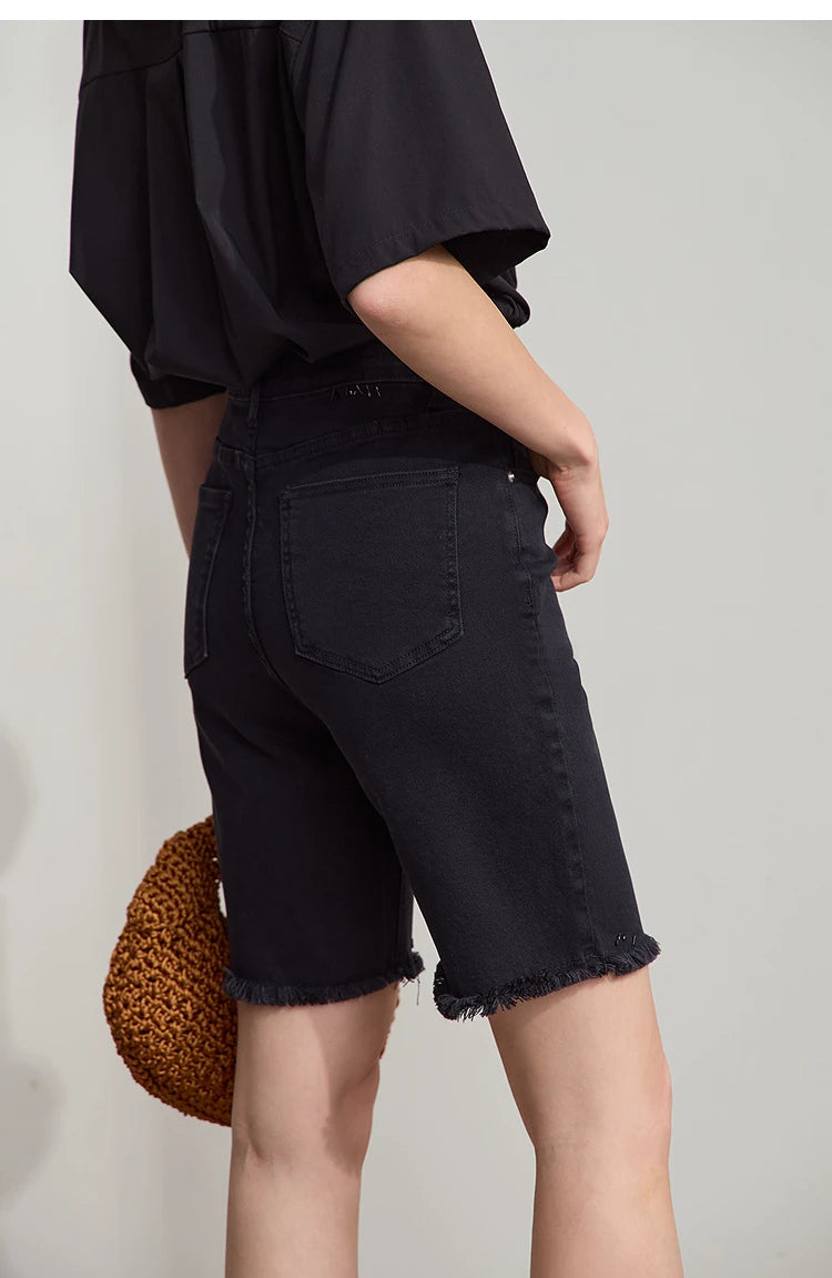 Damen Denim Shorts im minimalistischen Casual-Stil mit Zipper und Loch-Dekoration