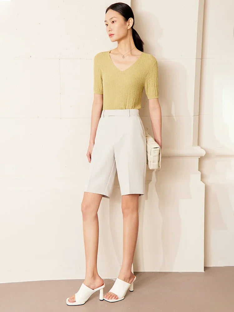 Damen Shorts im minimalistischen Stil mit hoher Taille für das Büro
