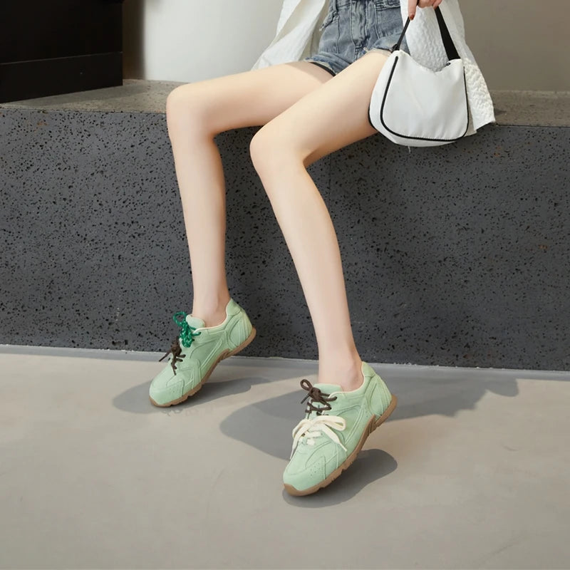 AIYUQI frauen Turnschuhe 2025, Neue Nicht-slip Deutsch Training Schuhe Für Frauen Flache Große-größe Echtes Leder Laufschuhe weibliche Schuhe