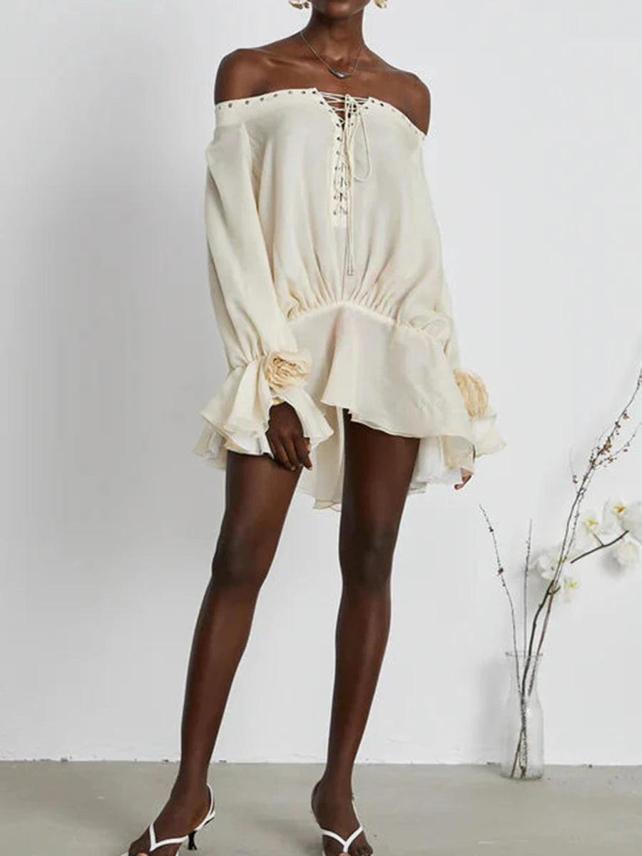 Elegantes Damen-Zweiteiler-Set mit Pailletten, langärmligem Oberteil und hoch taillierter, gerader Hose – schickes Outfit für besondere Anlässe.