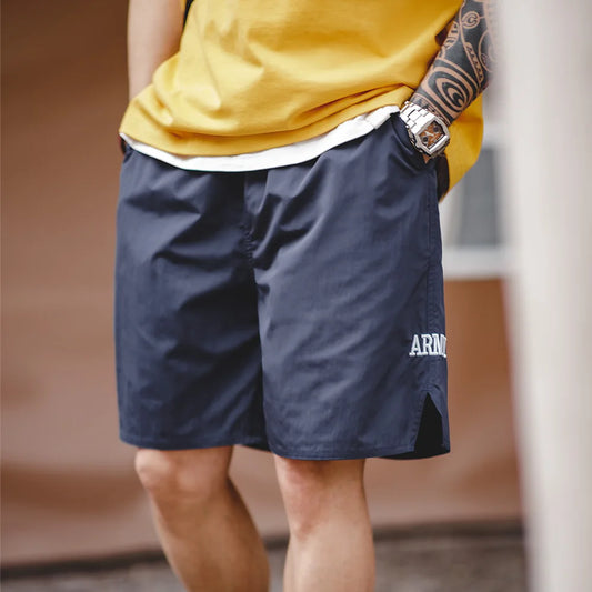 Herren Shorts im Retro-Stil mit bestickten dünnen Buchstaben für den Sommer