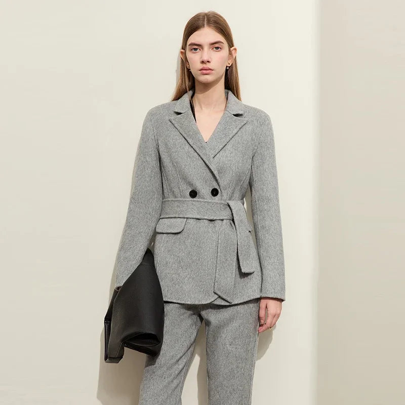 Damen Wollmantel im Minimalismus-Stil für Büro und Winter mit Taschen