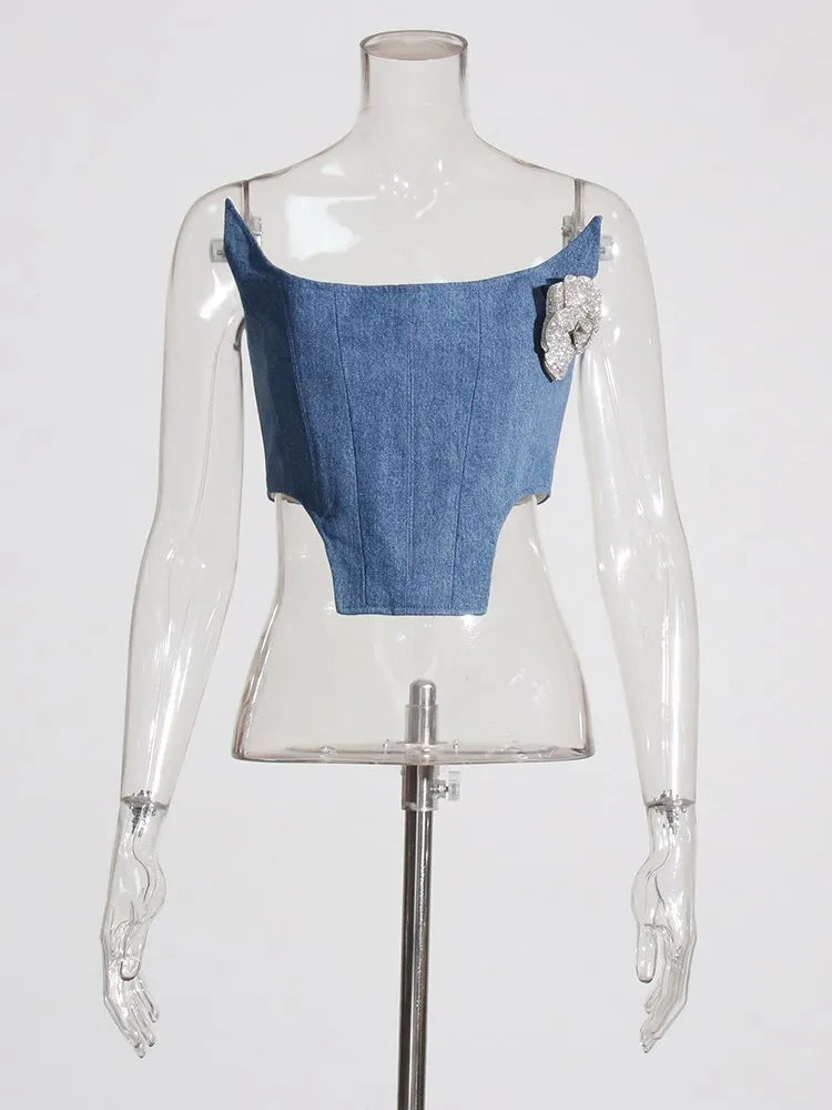 Asymmetrische Damen-Jeans mit hohem Bund und Colorblock-Design – modische, gespleißte Denim-Hose für Frauen.