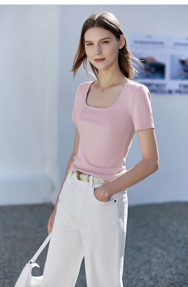 Damen Tops und T-Shirts im minimalistischen Stil mit quadratischem Kragen