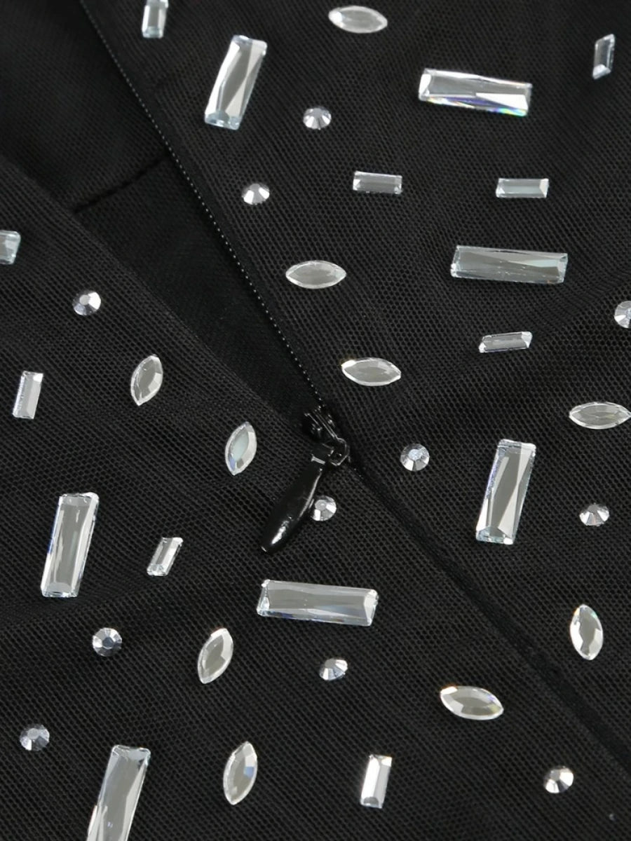 Luxuriöse Damenjacke mit Perlenbesatz und Patchwork-Design – Langarm und Reverskragen