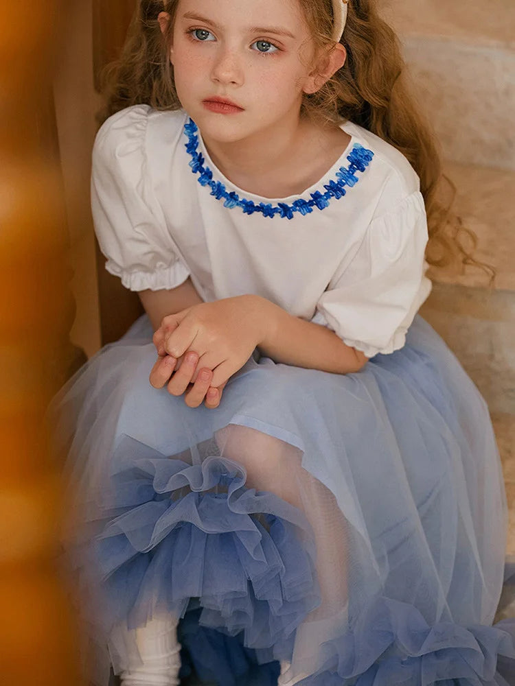Elegantes Mädchen-Sommerkleid in Lila für Partys und Hochzeiten – Blumenkleid mit luxuriösem Design, ärmelloses Kleid in Khaki Beige für Kinder von 3 bis 14 Jahren.