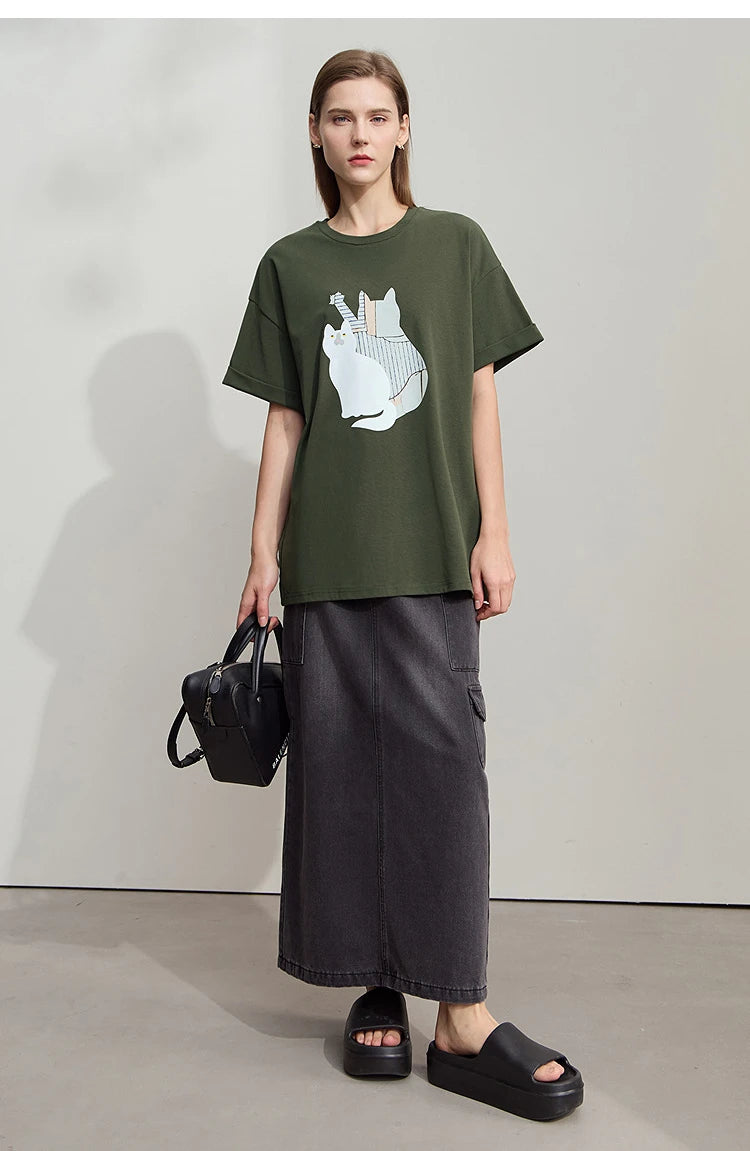 Damen Top im minimalistischen Stil mit O-Ausschnitt und bedrucktem Design