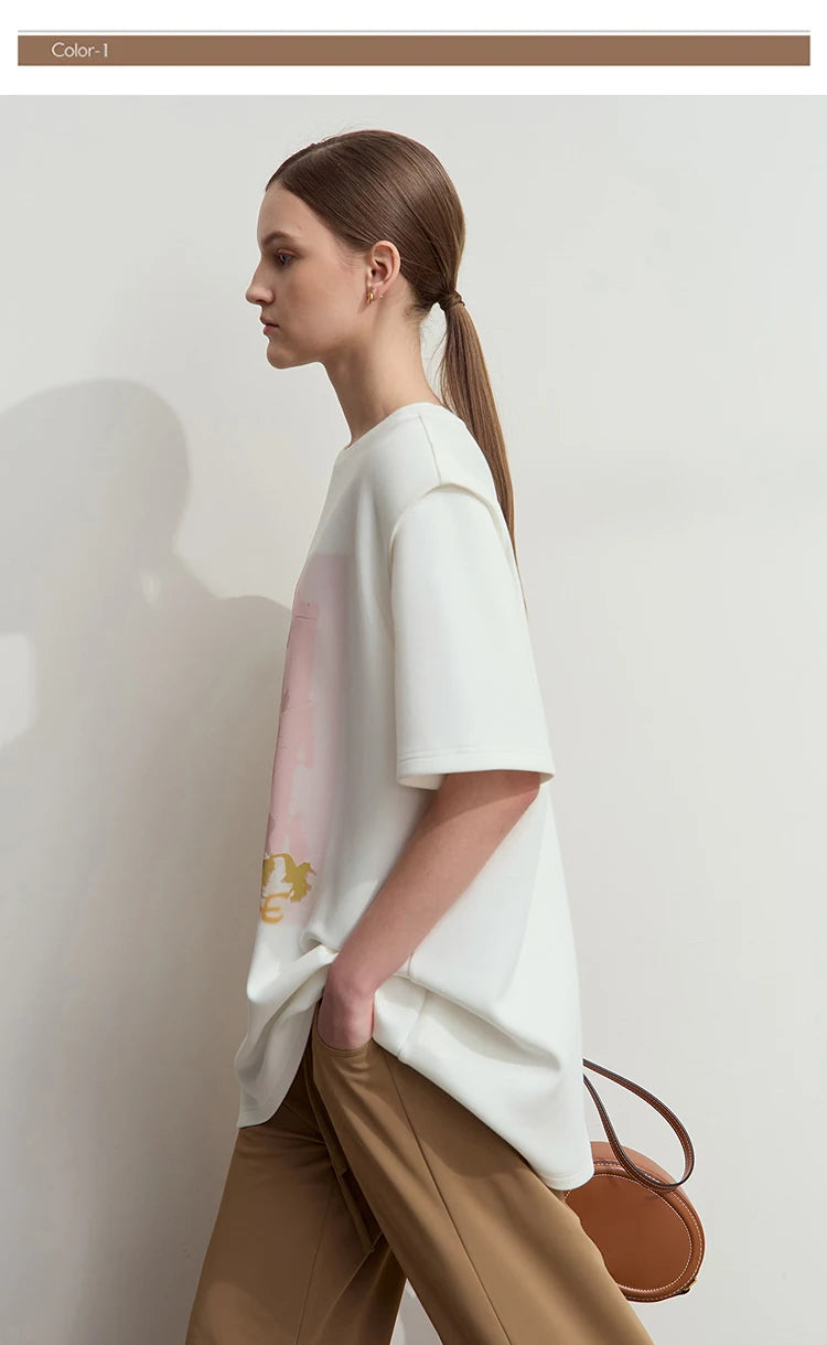 Damen T-Shirt im minimalistischen Stil mit lässigem O-Ausschnitt und Kunstdruck