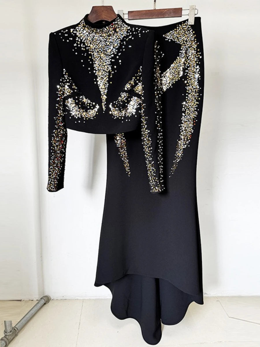 Elegantes ärmelloses Damen-Minikleid mit V-Ausschnitt und Kettendetails im Patchwork-Design