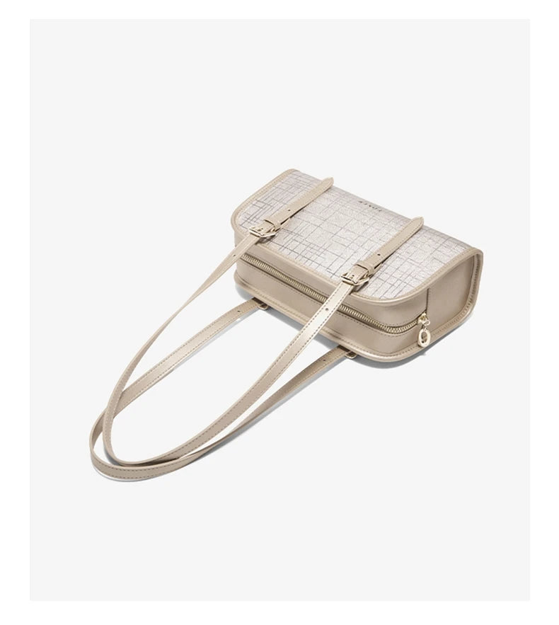 Schultertasche Aus Spaltleder Im Neuen Design Luxuriöse Satchel
