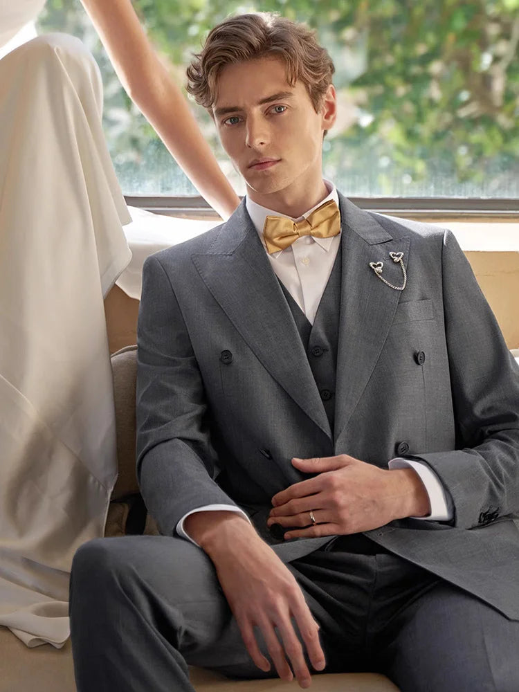 Eleganter Herrenanzug aus 30% Wolle: Grauer Slim-Fit Doppelreiher für Hochzeit & Business