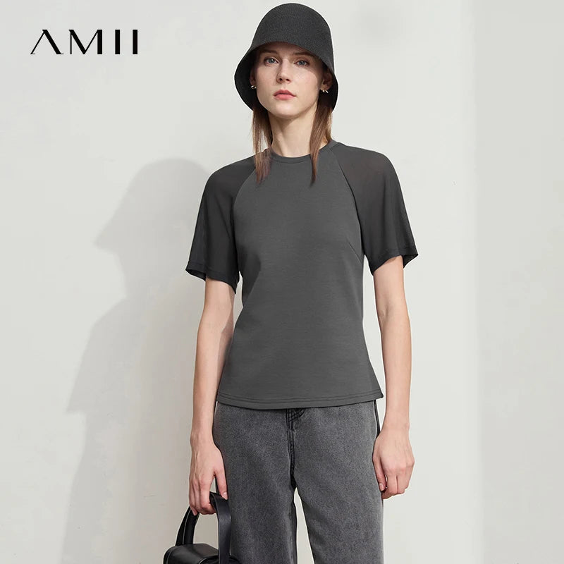 Damen Top im minimalistischen Stil mit O-Ausschnitt und schmaler Passform