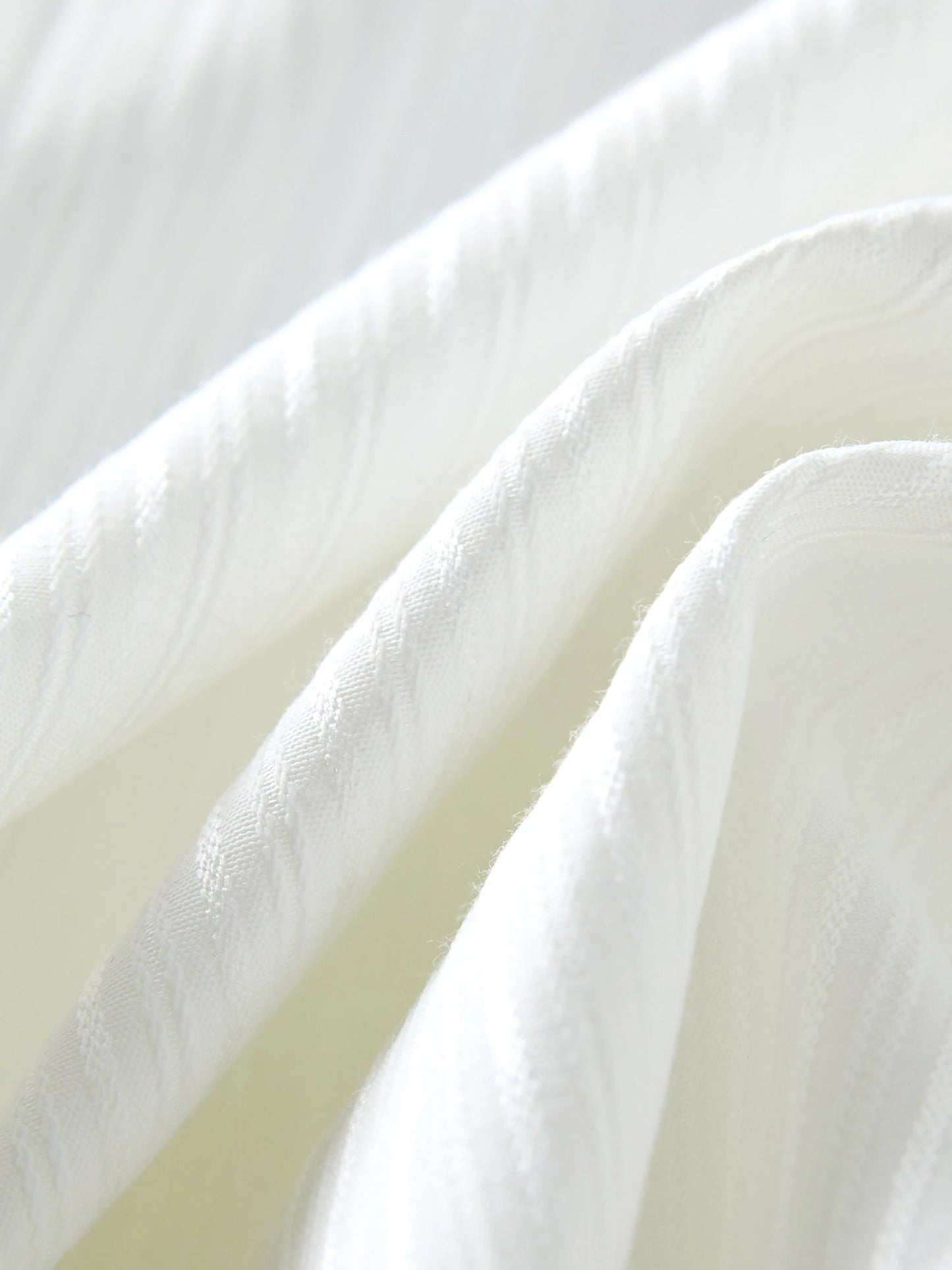 Damen-Polo-Shirt aus Baumwolle mit Polokragen, tailliertem Schnitt und abgerundetem Saum – ideal für den Sommer und den Alltag