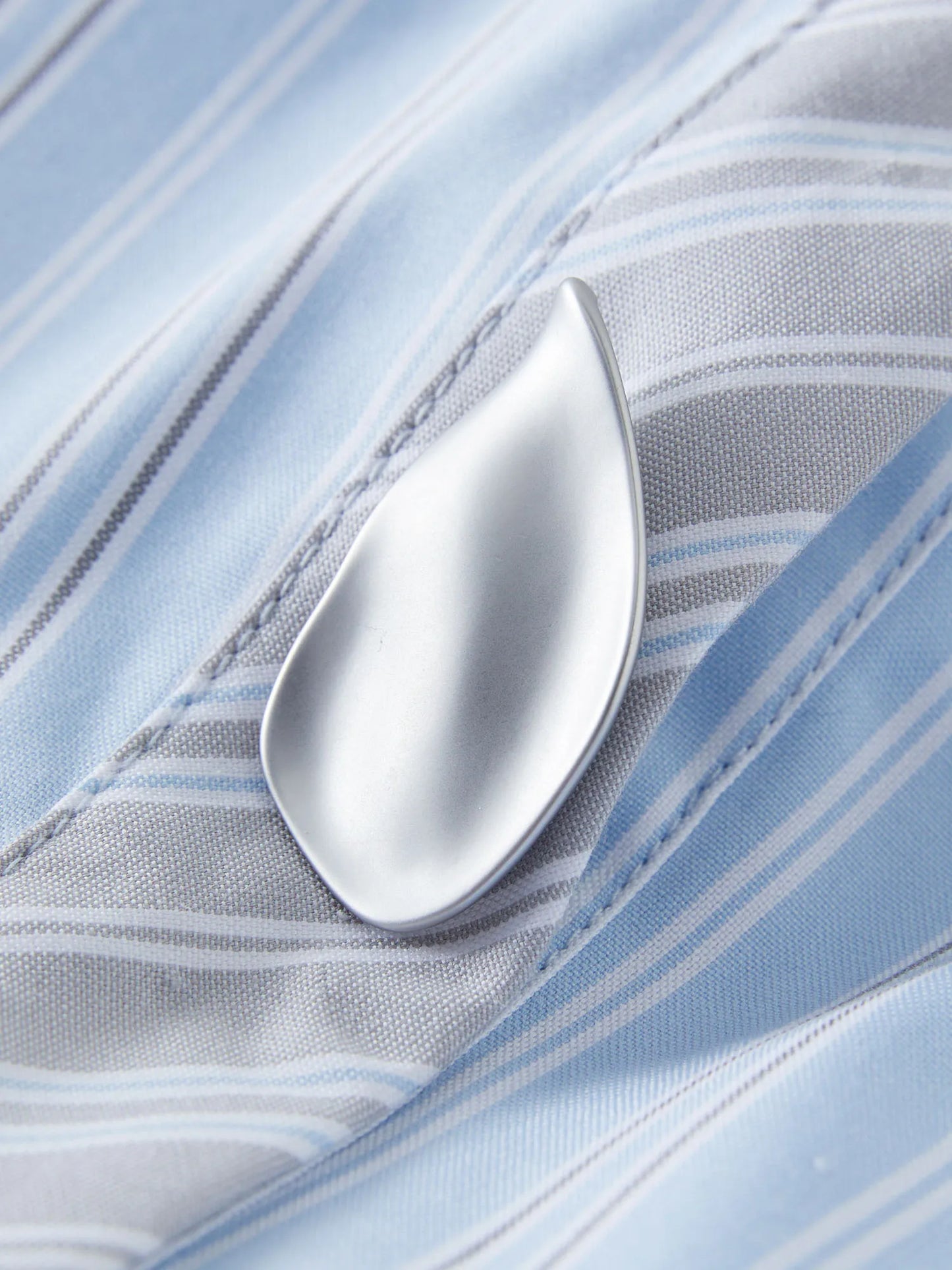 Elegantes Spitzen-Trägertop in Weiß für Damen – ideal für den Urlaub und festliche Anlässe