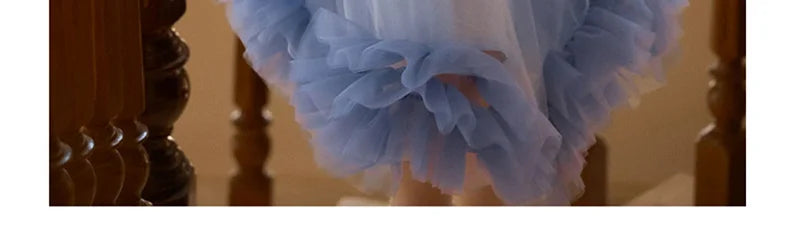 Elegantes Mädchen-Sommerkleid in Lila für Partys und Hochzeiten – Blumenkleid mit luxuriösem Design, ärmelloses Kleid in Khaki Beige für Kinder von 3 bis 14 Jahren.