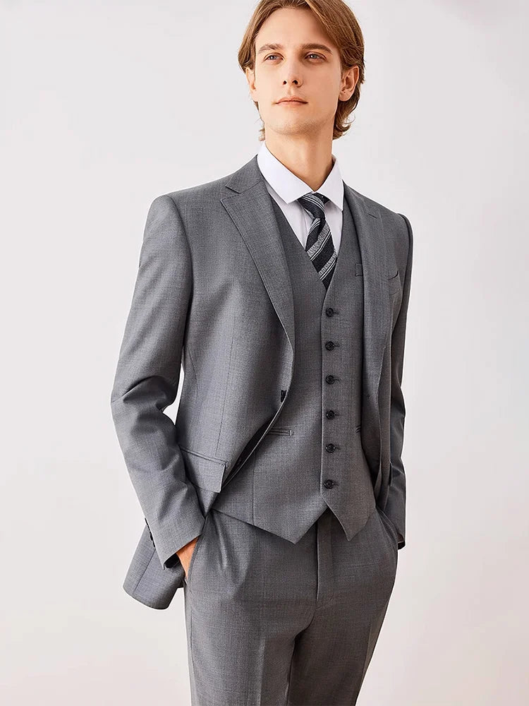 Herrenanzug-Set aus Wolle in Tiefblau – Einreihiger Blazer mit Weste und Hose für formelle Anlässe und Alltag im Slim-Fit-Stil