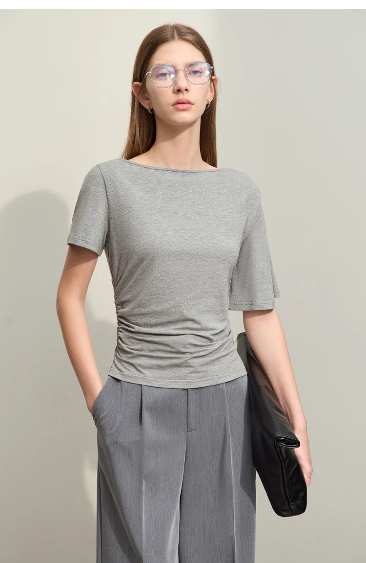 Damen T-Shirt im Minimalismus-Stil mit asymmetrischem Slash Neck und Raffen