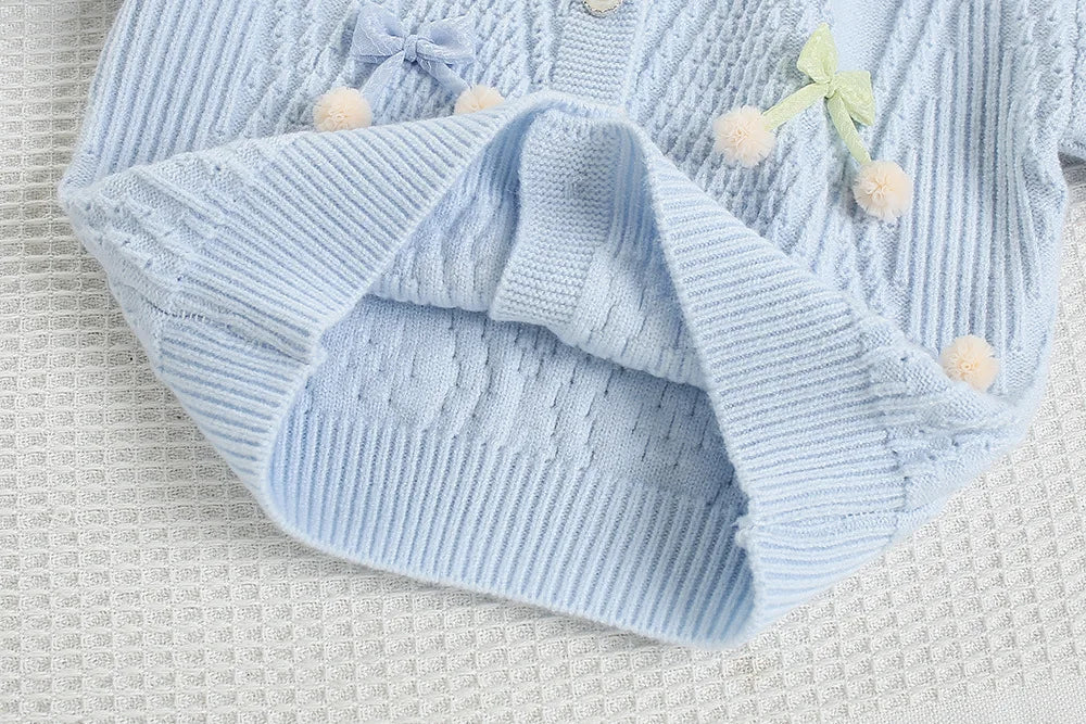 Mädchen Kleidung Set mit gestricktem Pullover und kurzem Rock für den Herbst