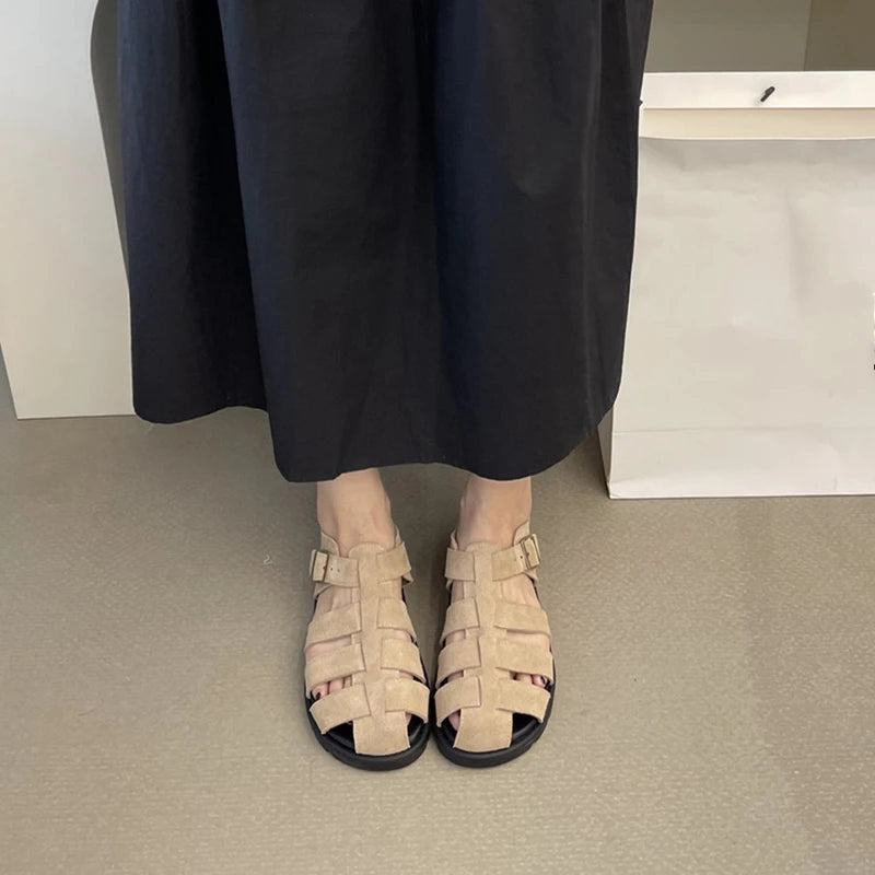 AIYUQI Damensandalen 2025, neue gewebte hohle römische Sandalen für Frauen, Sommer, große Schweinekäfig-weibliche Schuhe