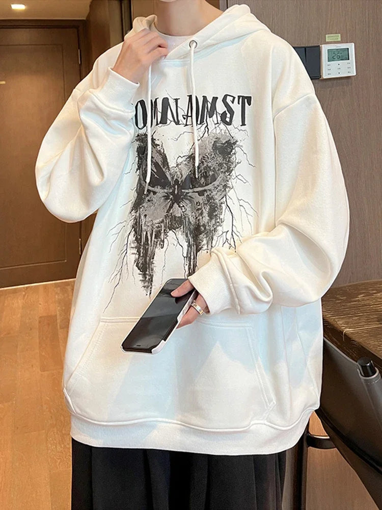 Herren Sweatshirt mit Gothic Schmetterling Grafik und Kapuze im Y2K Stil
